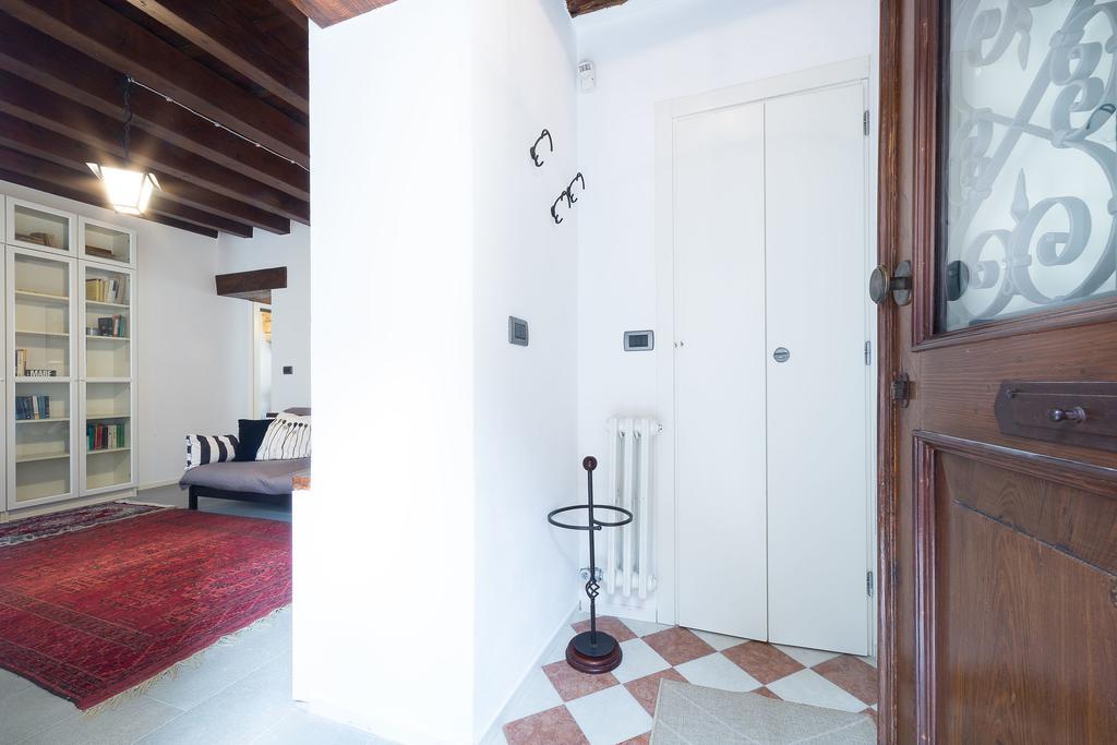 Ve.N.I.Ce Cera Casa Santo Stefano Apartment Venice Ngoại thất bức ảnh