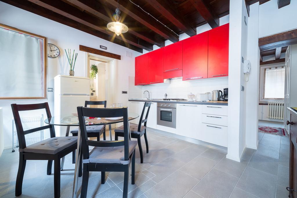 Ve.N.I.Ce Cera Casa Santo Stefano Apartment Venice Ngoại thất bức ảnh