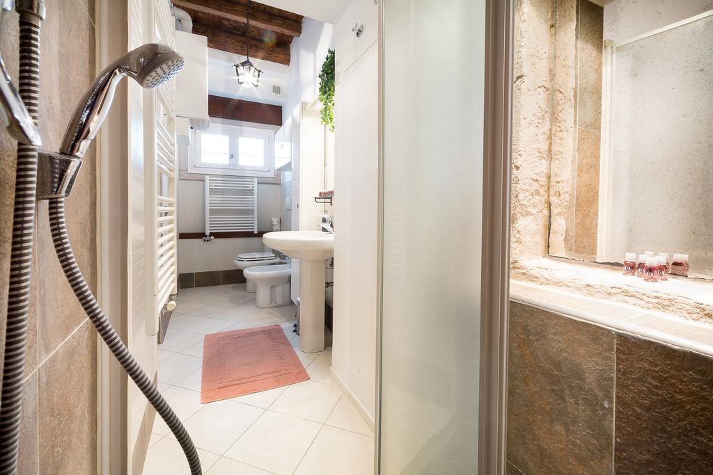 Ve.N.I.Ce Cera Casa Santo Stefano Apartment Venice Ngoại thất bức ảnh