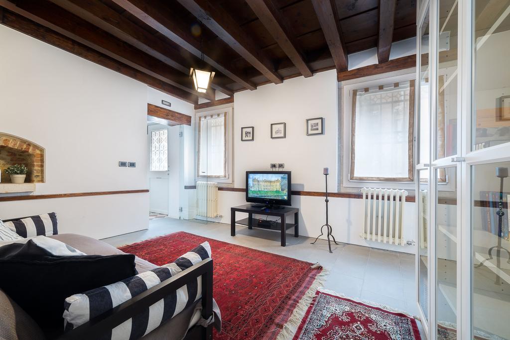 Ve.N.I.Ce Cera Casa Santo Stefano Apartment Venice Ngoại thất bức ảnh